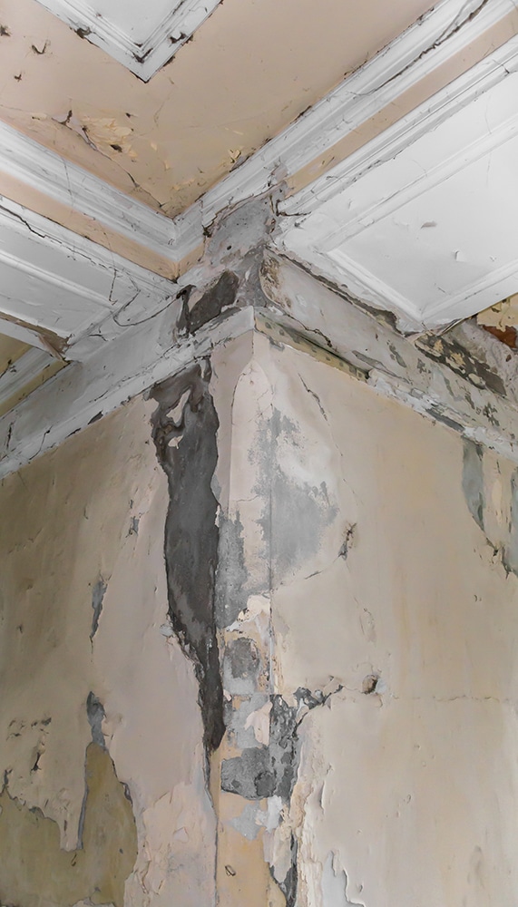 wall damage as a result of poor cavity wall insulation